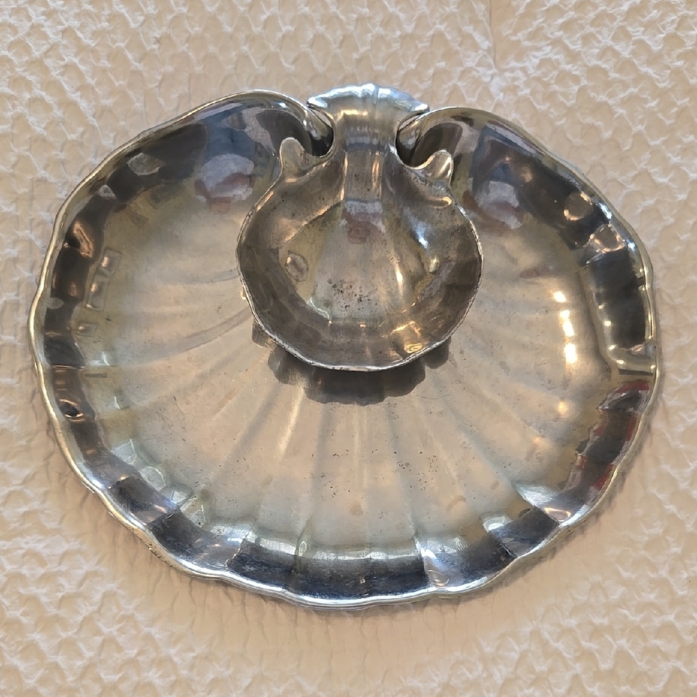 Wilton Silver Shell Dish